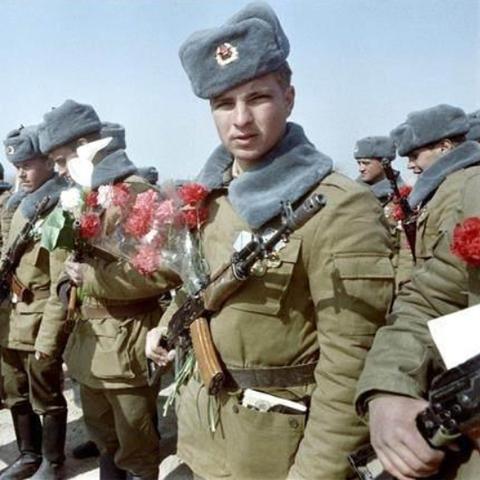 《二之国2》战法革新:RPG秒变即时战略,体验全新战斗快感 《二之国2》战法革新:RPG秒变即时战略,体验全新战斗快感