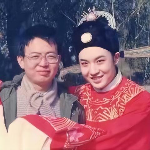 《失落之魂》青少年T级游戏：探索暴力与酒精的深度体验