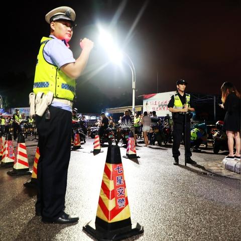 《铁拳8》剧情揭秘：重温经典，探索全新格斗奥秘