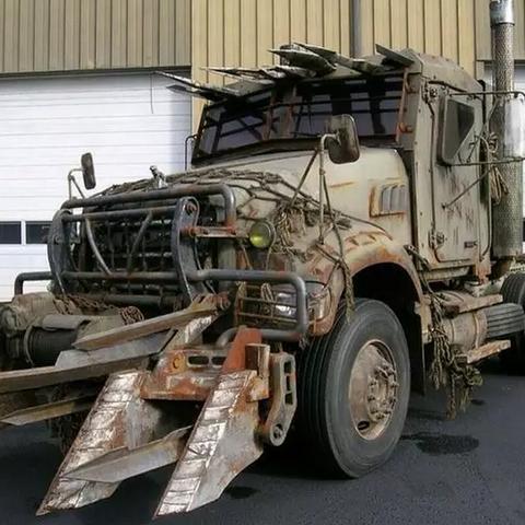 《生化危机8》硬核挑战全流程攻略，深度解析新战术揭秘