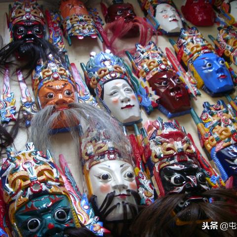 炫酷幻翅全新升级,揭秘《怪物猎人:世界》盔甲背后新价值 炫酷幻翅全新升级,揭秘《怪物猎人:世界》盔甲背后新价值