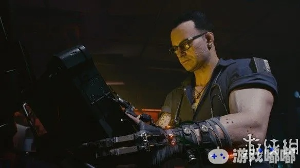 赛博朋克2077高级设计师揭秘：巫师玩家转型新高度