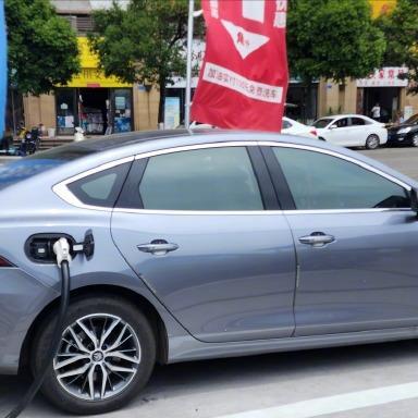 绝地求生47冠传奇，销量巅峰再创新高