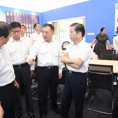 《合金幸存》揭秘：生存挑战新篇章，小岛制作力作抢先看