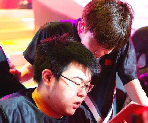 YY平底锅大赛NB211退赛引惋惜:错过挑战韦神巅峰时刻 YY平底锅大赛NB211退赛引惋惜:错过挑战韦神巅峰时刻