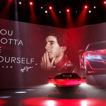 极致速度巅峰挑战：Acura NSX街头狂飙新纪元