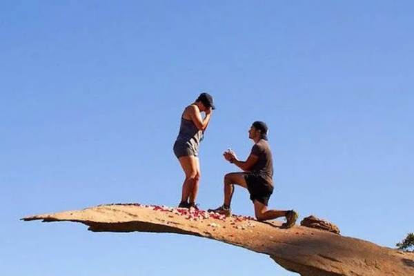 农场情侣虐单身狗,蠢蛋搞怪秀农场打飞机新玩法 农场情侣虐单身狗,蠢蛋搞怪秀农场打飞机新玩法