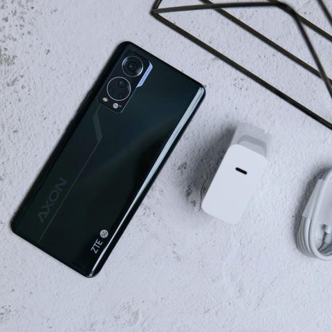 《世界怪物猎人：引擎革新，帧率飞跃30FPS新纪元》